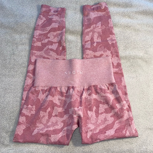 Pastel pink NVGTN Camo Leggings - Picture 2 of 5